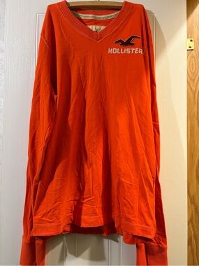 Hollister Orange V-Neck Long Sleeve Pullover